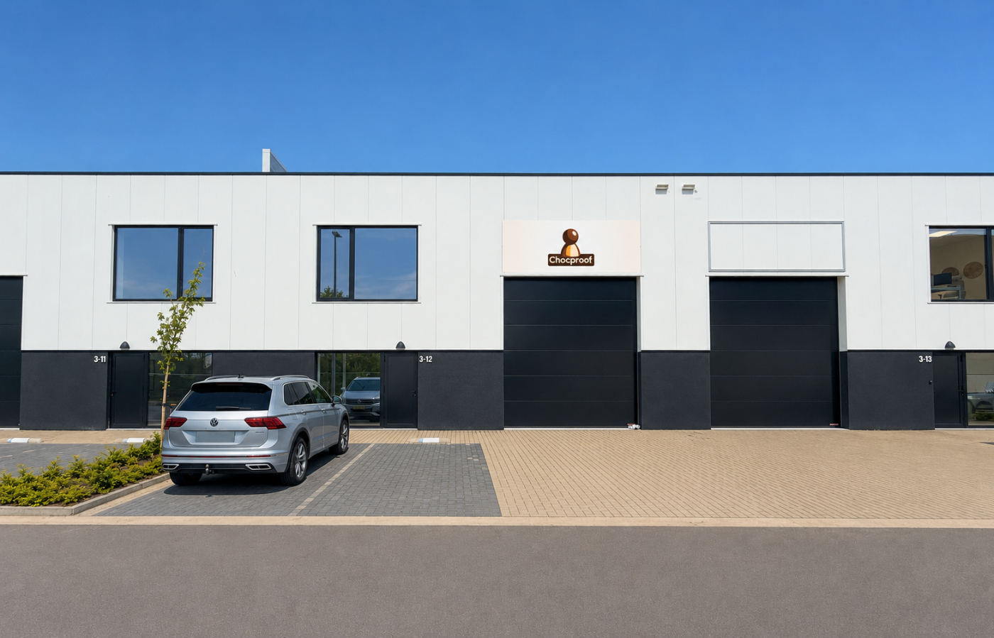 Chocproof office & warehouse in Schoten, Belgium